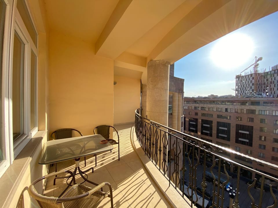 Northern Avenue 2 Bedroom Modern apartment With Open Balcony HH582 Apartment in Yerevan
