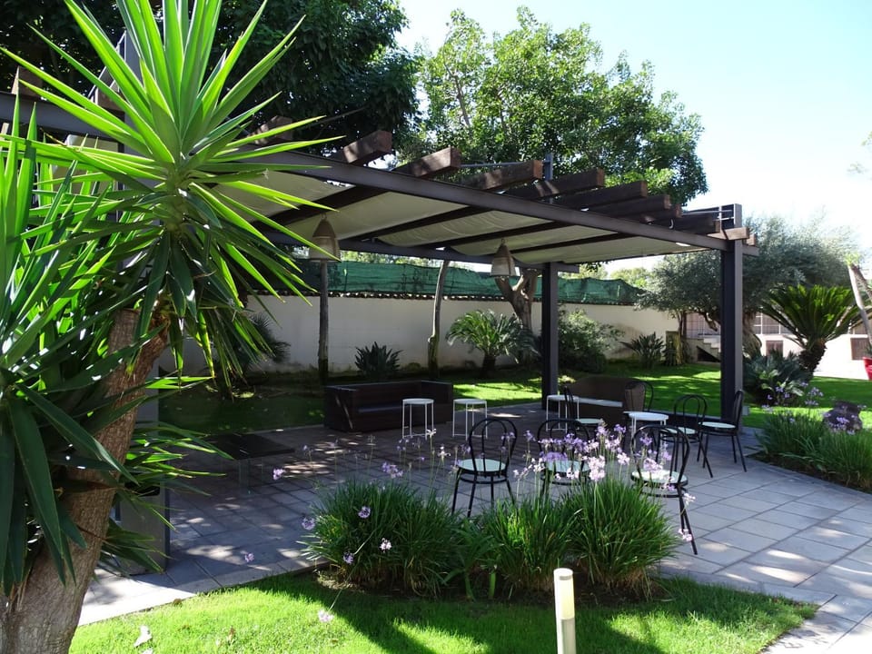 BBQ facilities, Garden