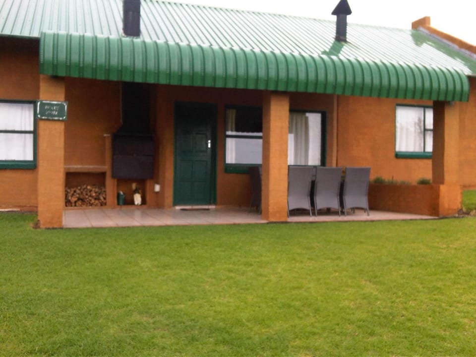 Patio, Facade/entrance