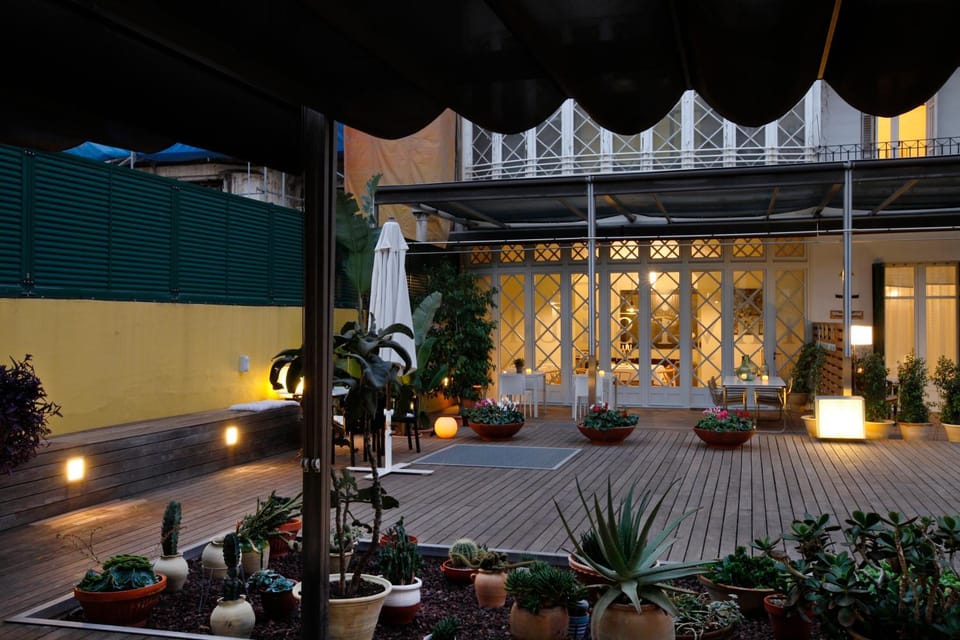 Facade/entrance