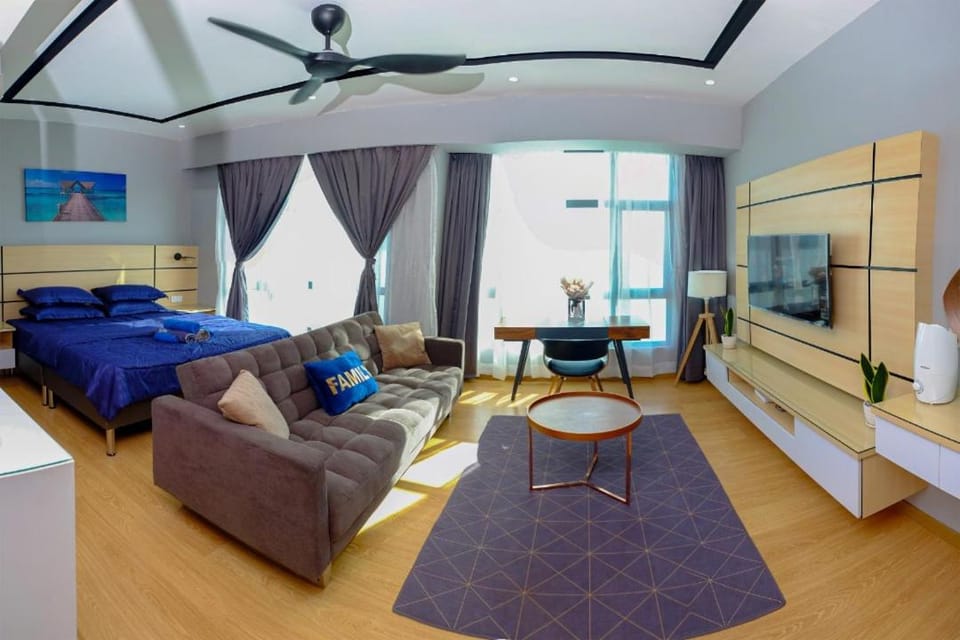 Cozy Seaview Studio at Imperium residence Tanjung Lumpur Kuantan Apartment in Pahang, Malaysia