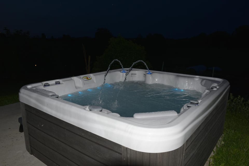 Hot Tub