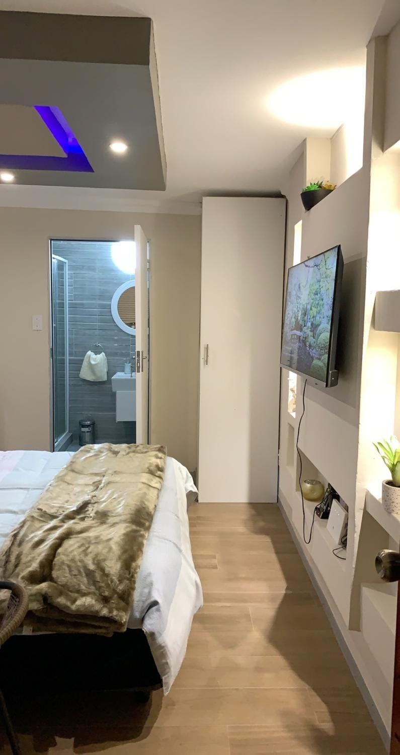 Made Stays Bed and Breakfast in Randburg