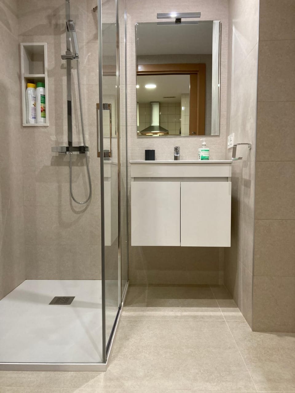 Shower, Bathroom