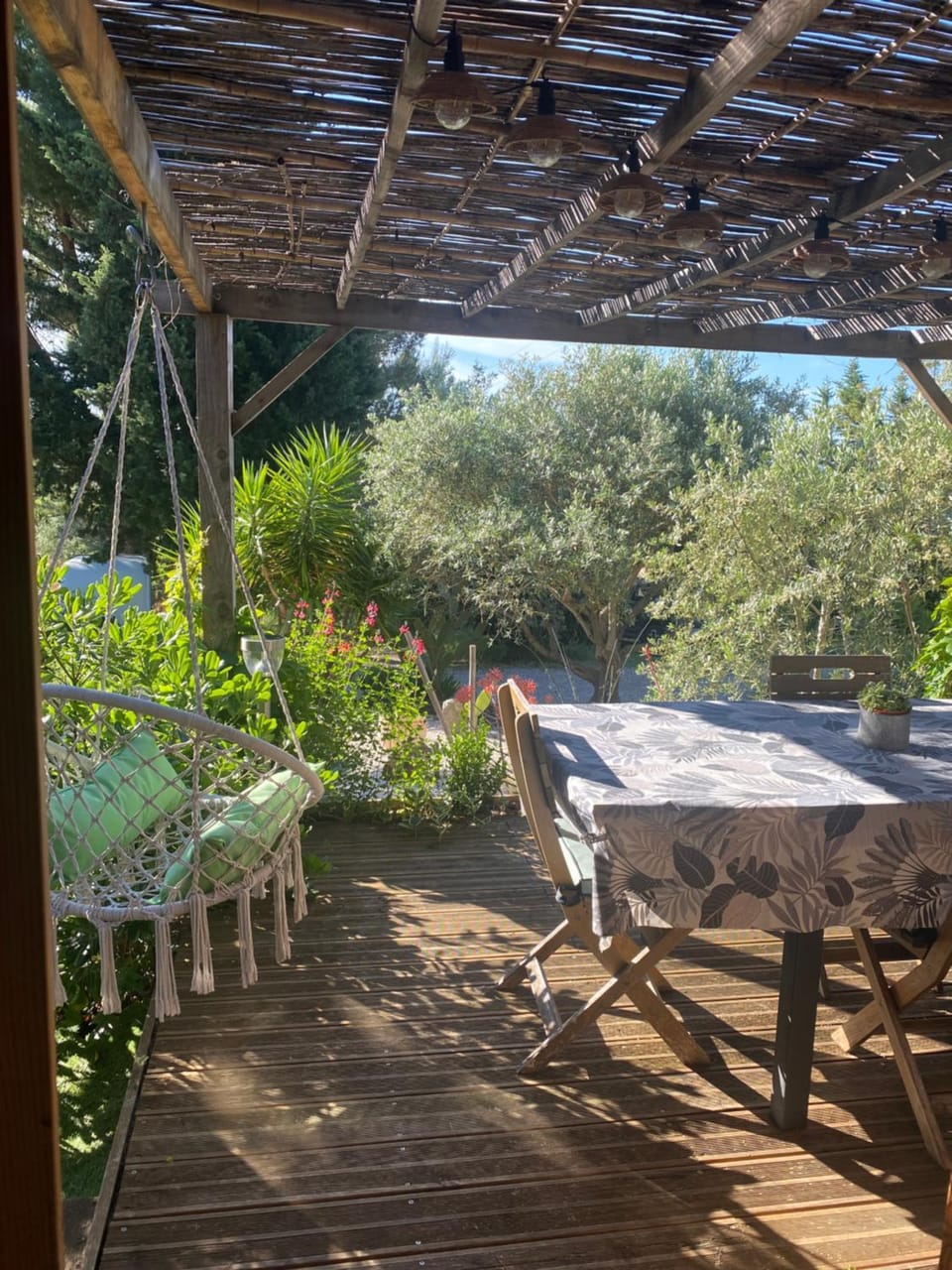 Petit chalet sympa à 200m du pont du diable Bed and Breakfast in Occitanie