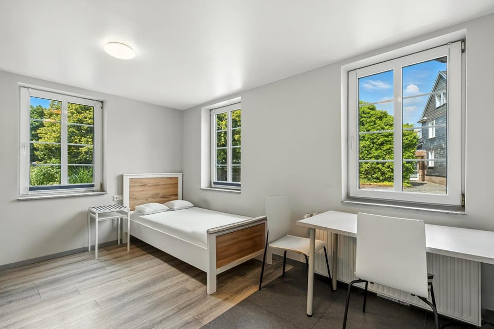 Bed, Photo of the whole room