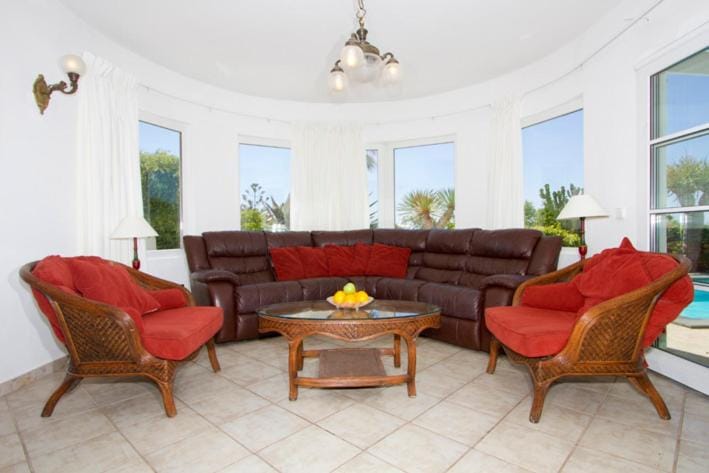 Modern Los Mojones Villa 3 Bedrooms Private Heated Pool Villa Marcus Villa in Puerto del Carmen
