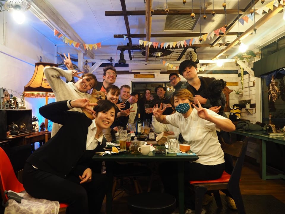 民泊カフェ Gootarian Bed and Breakfast in Japan