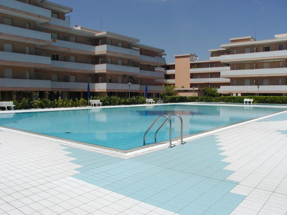 Property building, Swimming pool