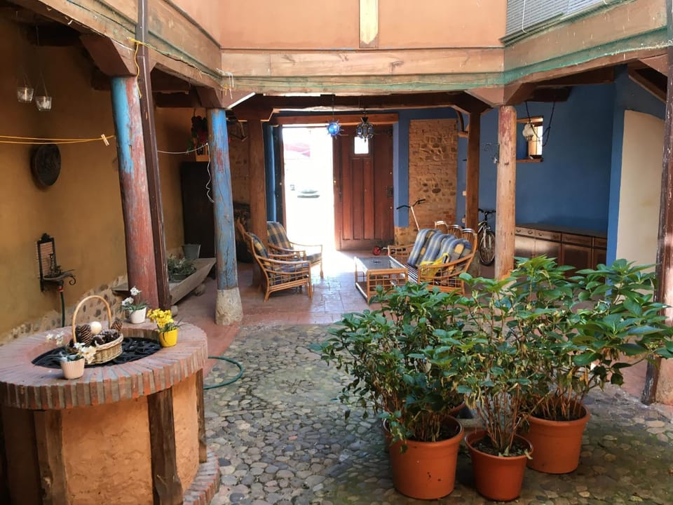 Patio, Balcony/Terrace