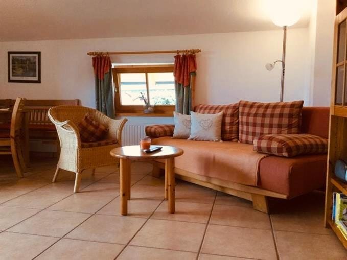 Haus Via Claudia Apartment in Fussen