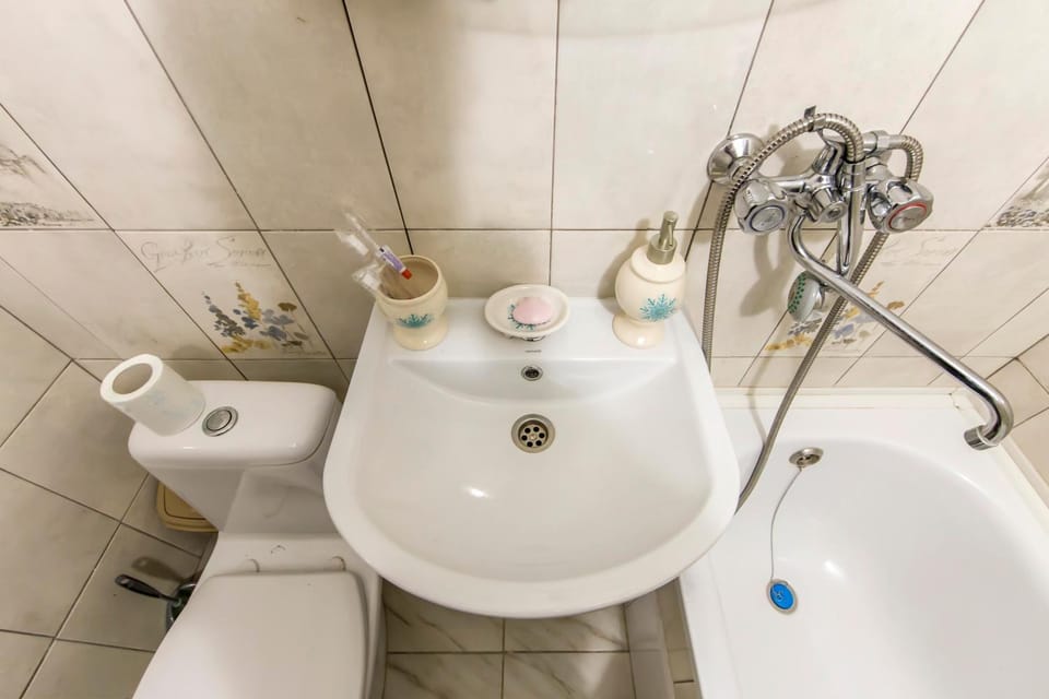 Apartment near Zhitomirskaya metro station, Nikolay Krasnova street Apartment in Kiev City - Kyiv