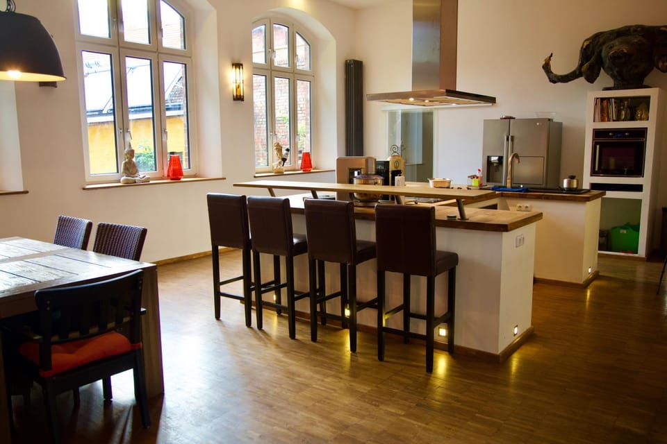 Kitchen or kitchenette, kitchen