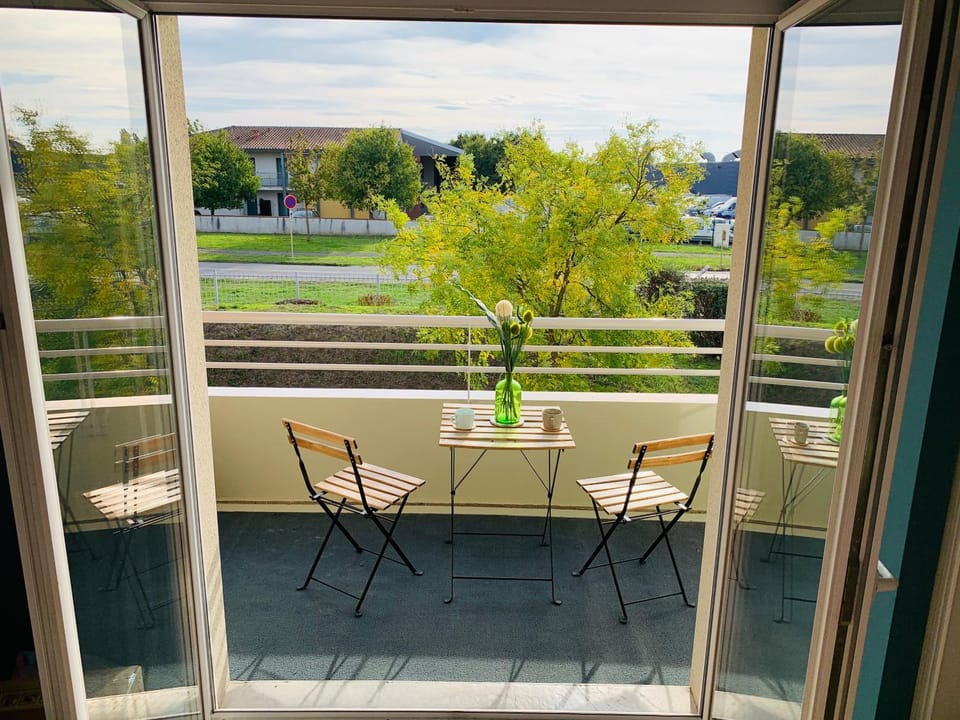 Un confort chaleureux au Rendez-vous Apartment in Occitanie