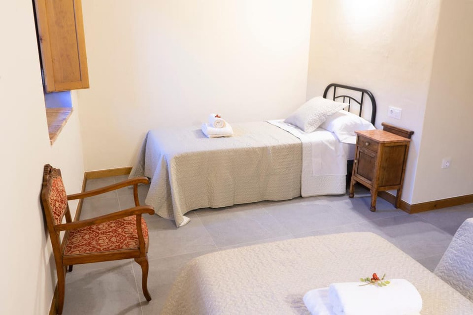Casa Rural Bonal Bed and Breakfast in Aragon