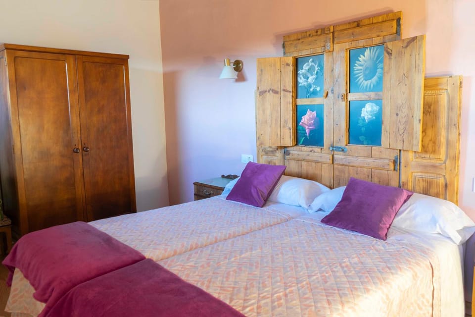 Casa Rural Bonal Bed and Breakfast in Aragon
