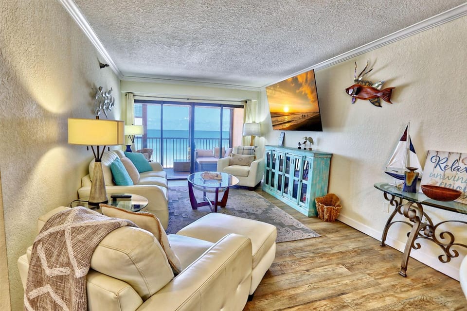 Villa Madeira 406 House in Madeira Beach