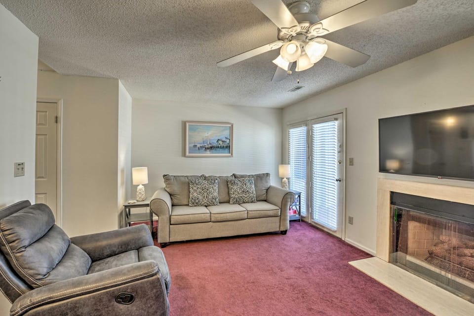 Townhome w/ Balcony < 1 Mi to Wildwood Crest BCH! House in Wildwood Crest