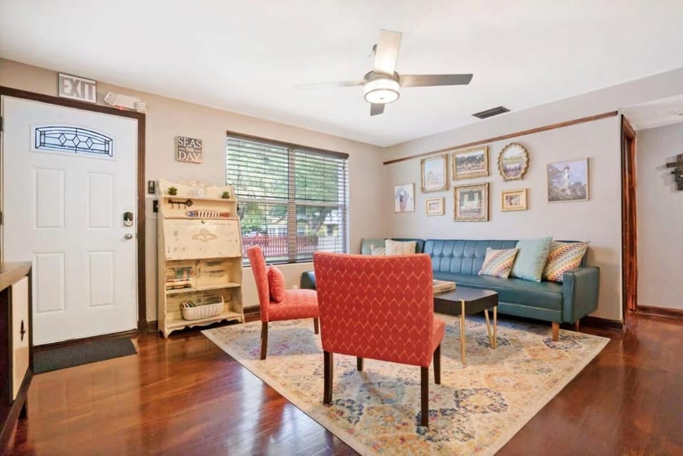 Eclectic Beauty, Heart of Downtown St Aug House in Saint Augustine