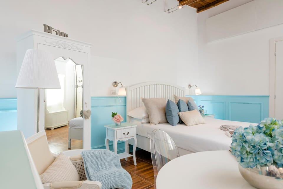 Capo Le Case, Romantic Flat near Spanish Steps Apartment in Rome