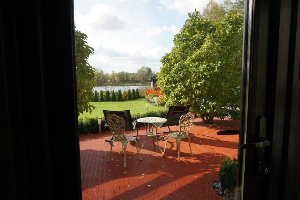 Day, Autumn, On site, Garden view, Lake view