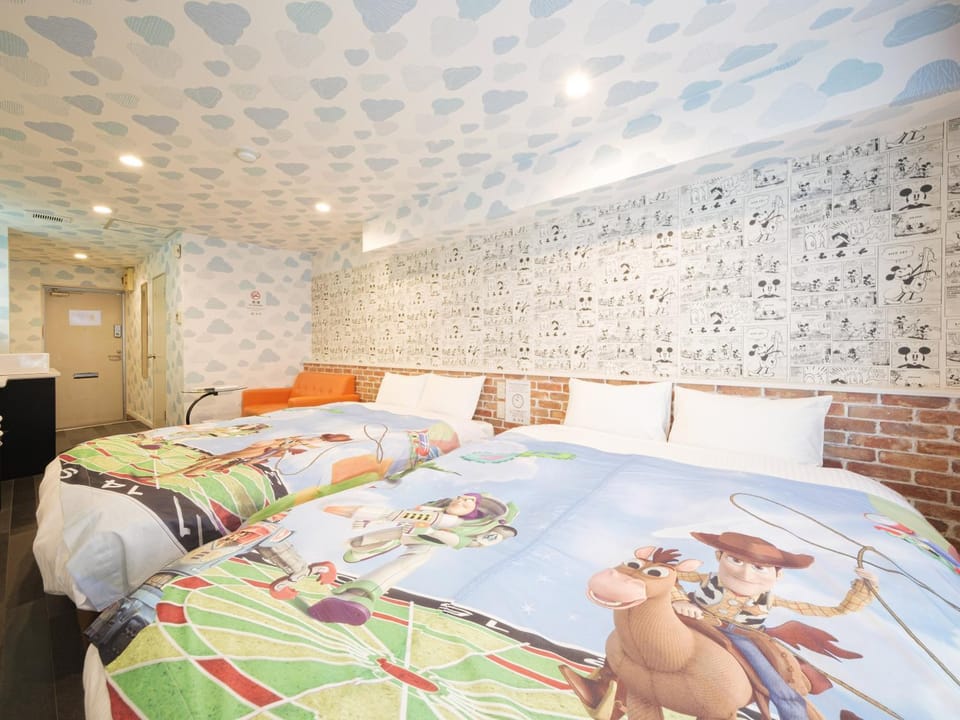 Bed, Photo of the whole room