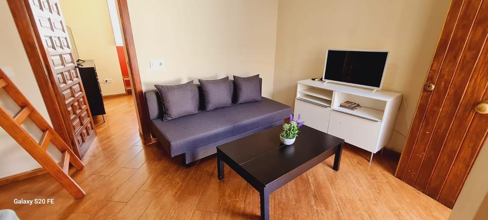 Communal lounge/ TV room, TV and multimedia