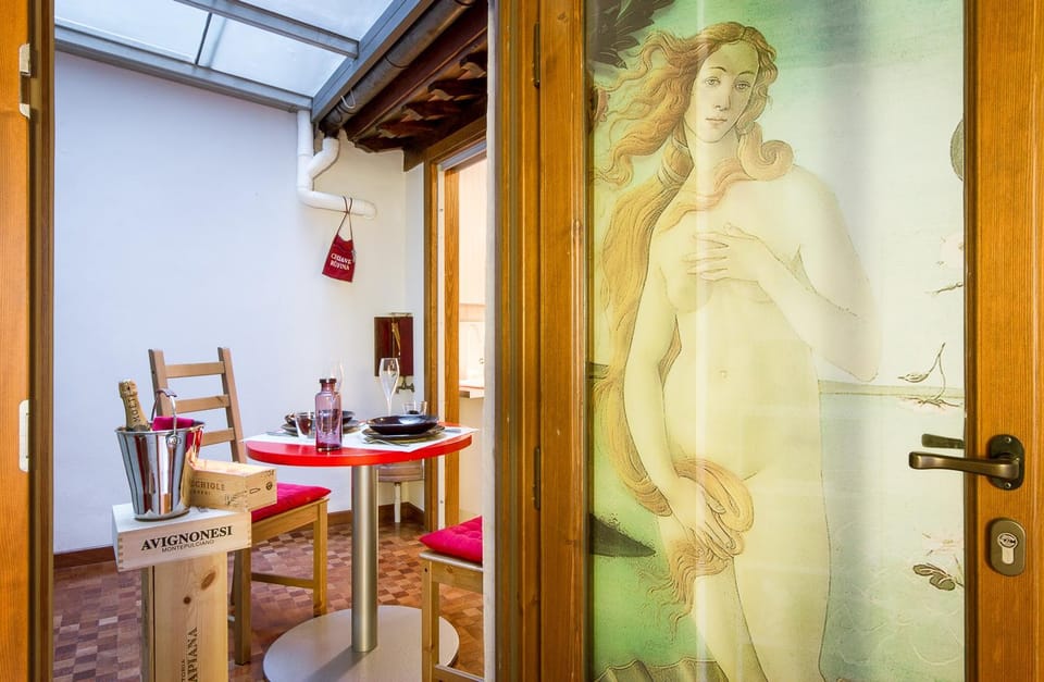 Decorative detail, Dining area