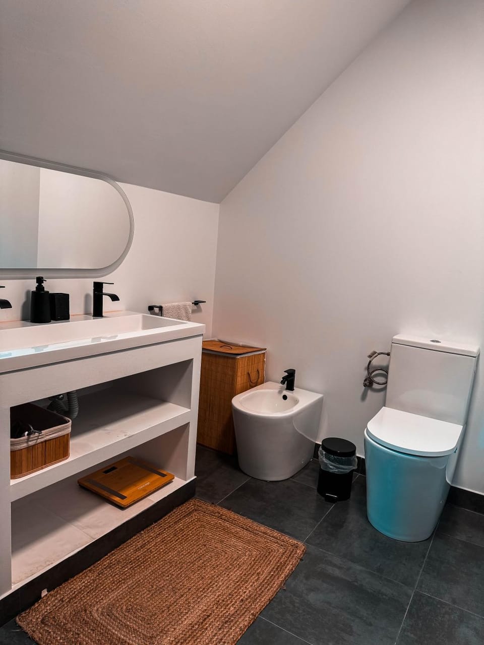 Toilet, Bathroom