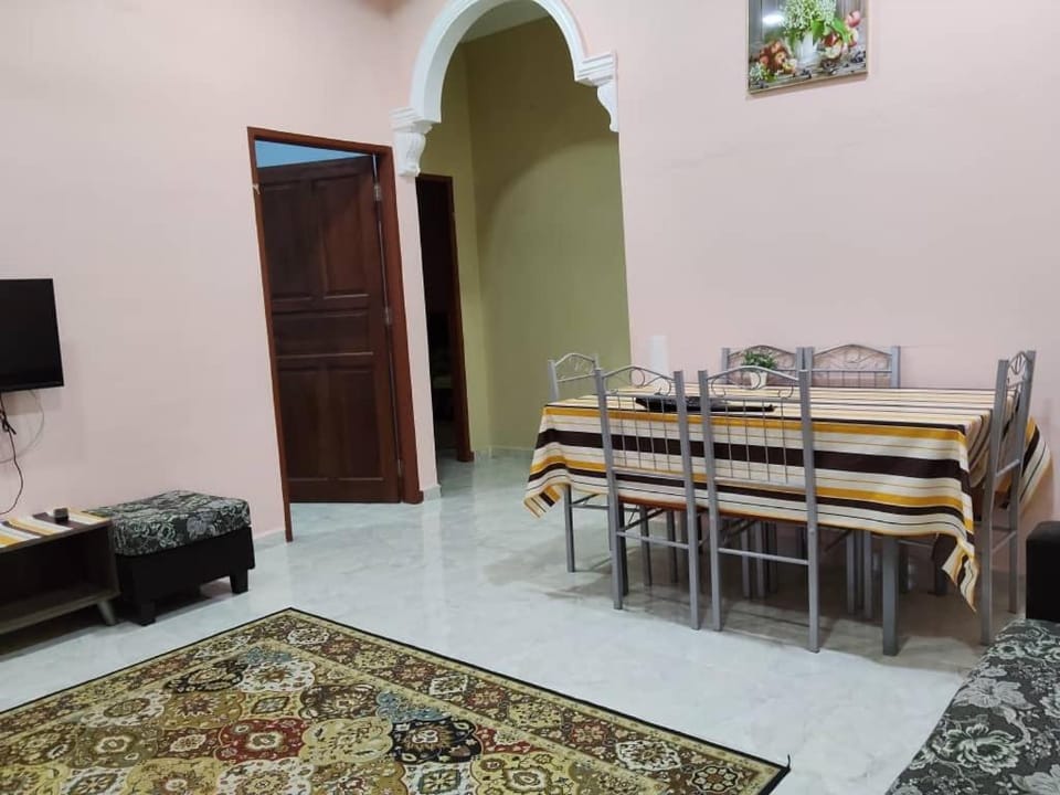 Cikgu CTZ Homestay (B) House in Terengganu, Malaysia