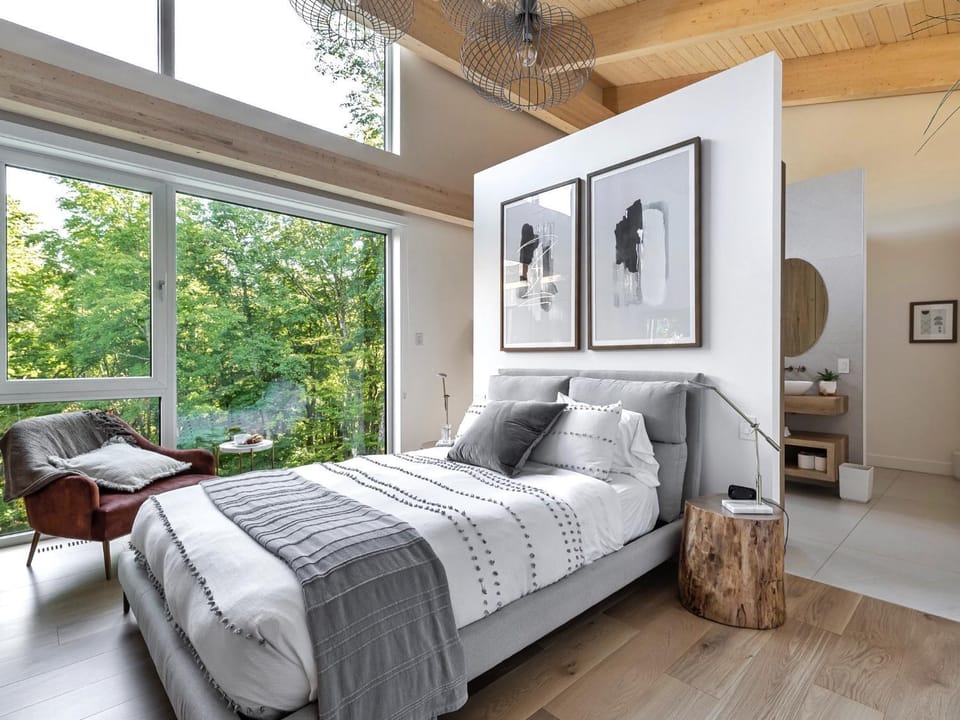 Bed, Bedroom