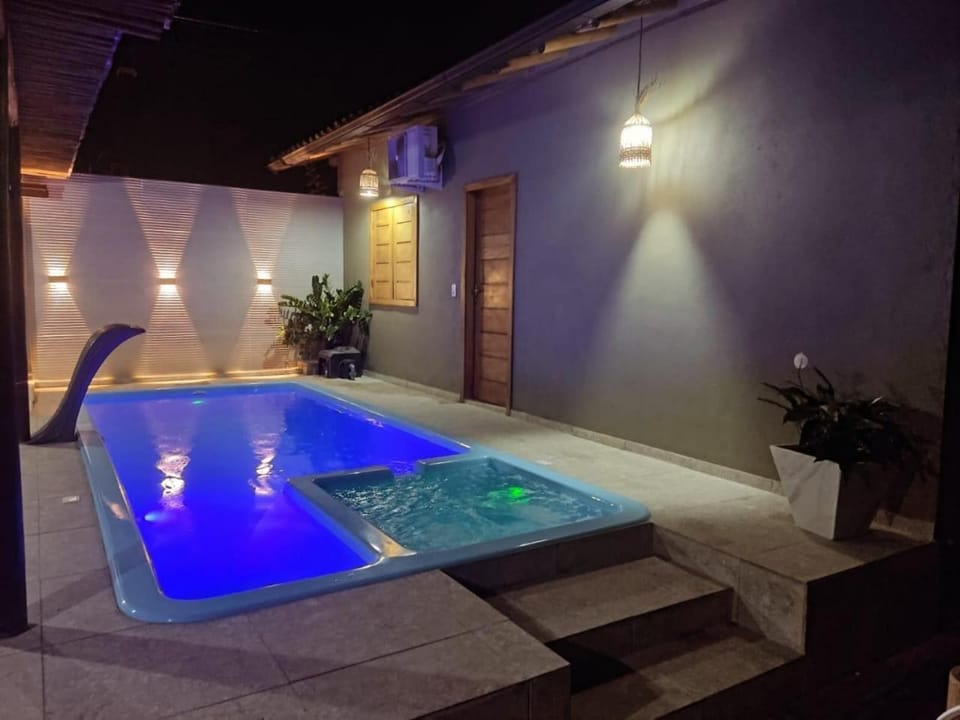 Hot Tub, Swimming pool
