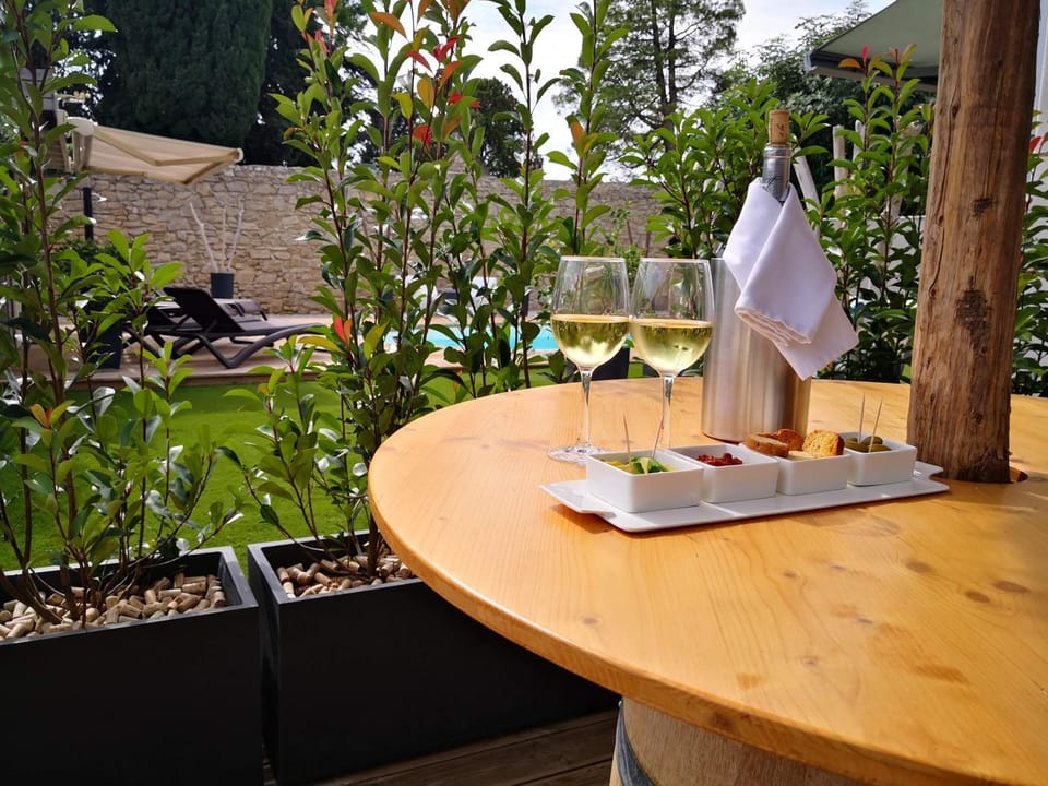 Patio, Drinks