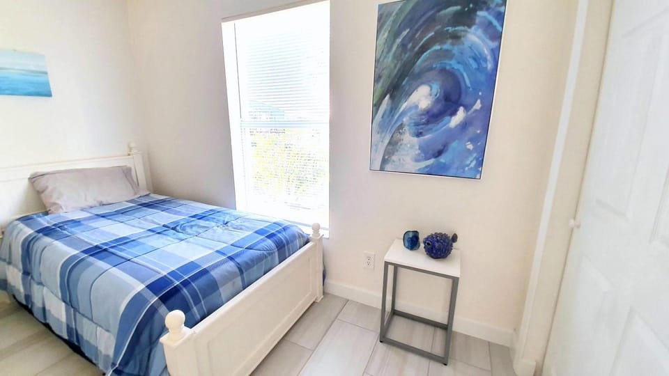 !NEW! Villa Surfside House in Cape Coral