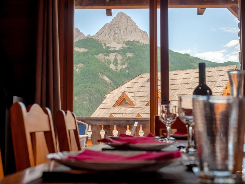 Chalet moderne de montagne à Pra Loup avec 3 chambres - FR-1-165A-47 Chalet in Uvernet-Fours