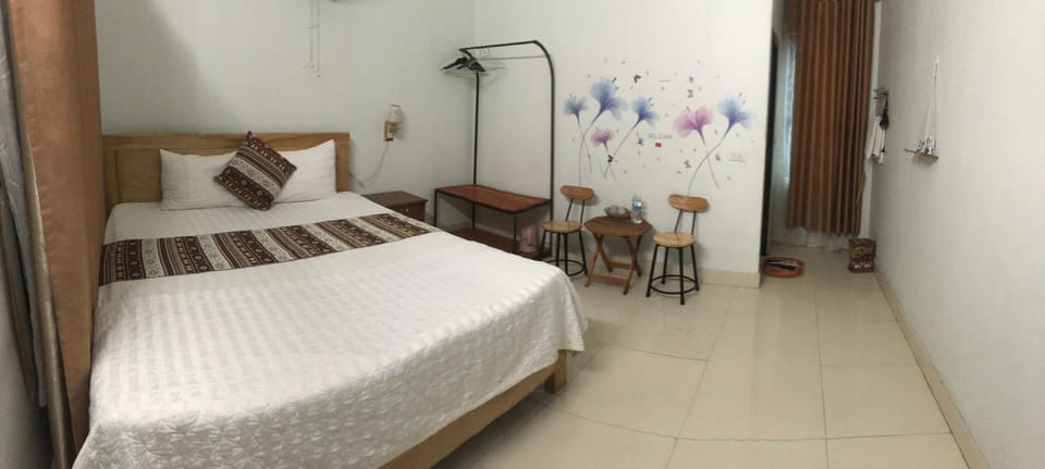 Tam Coc Scenery Homestay Hotel in Laos