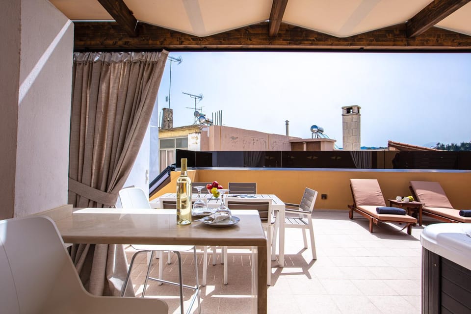 BBQ facilities, Balcony/Terrace