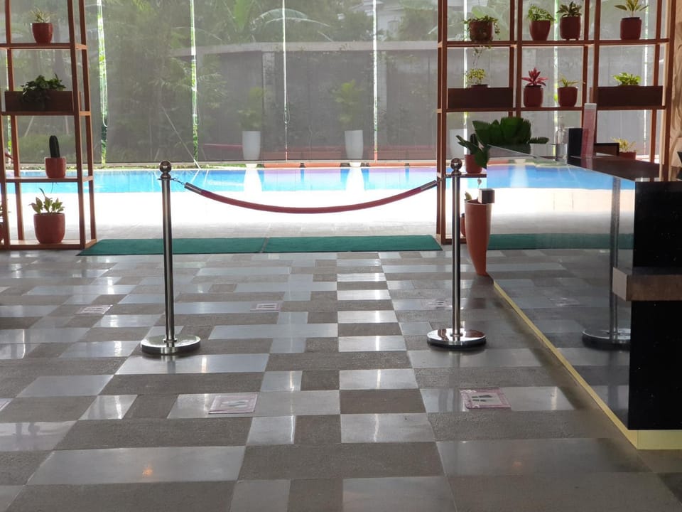 Lobby or reception, Pool view