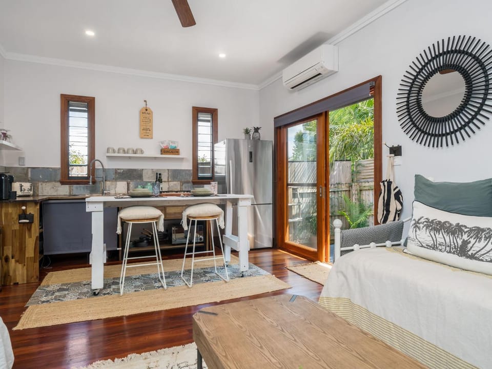 Black Beauty Studio Apartment in New South Wales