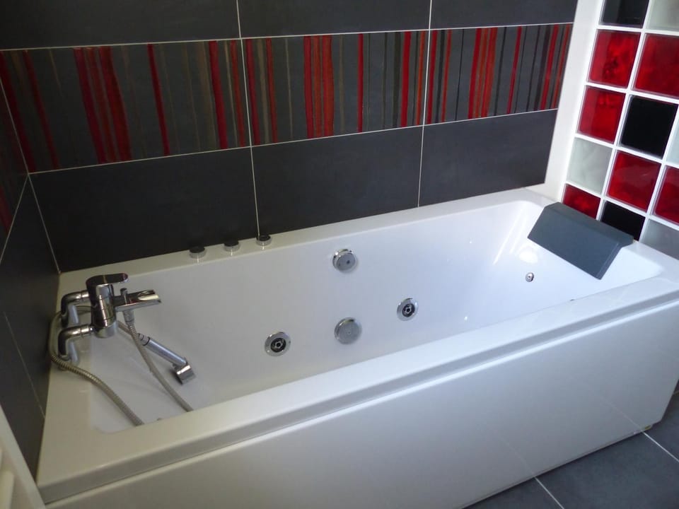 Hot Tub, Bathroom, Bath