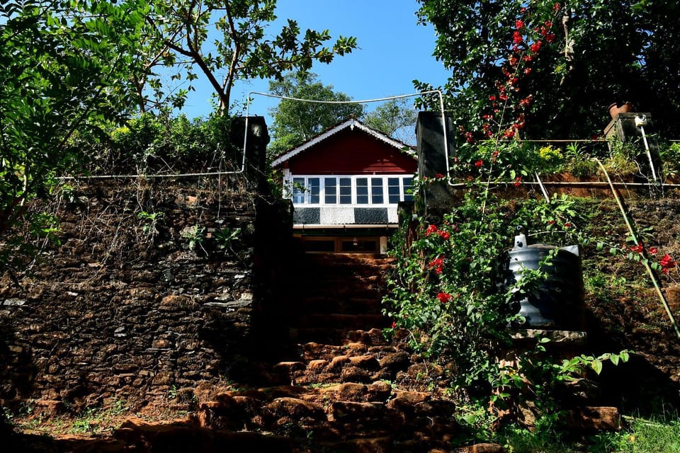 Balekhan Homestay - Heritage & Mountain View Vacation rental in Karnataka