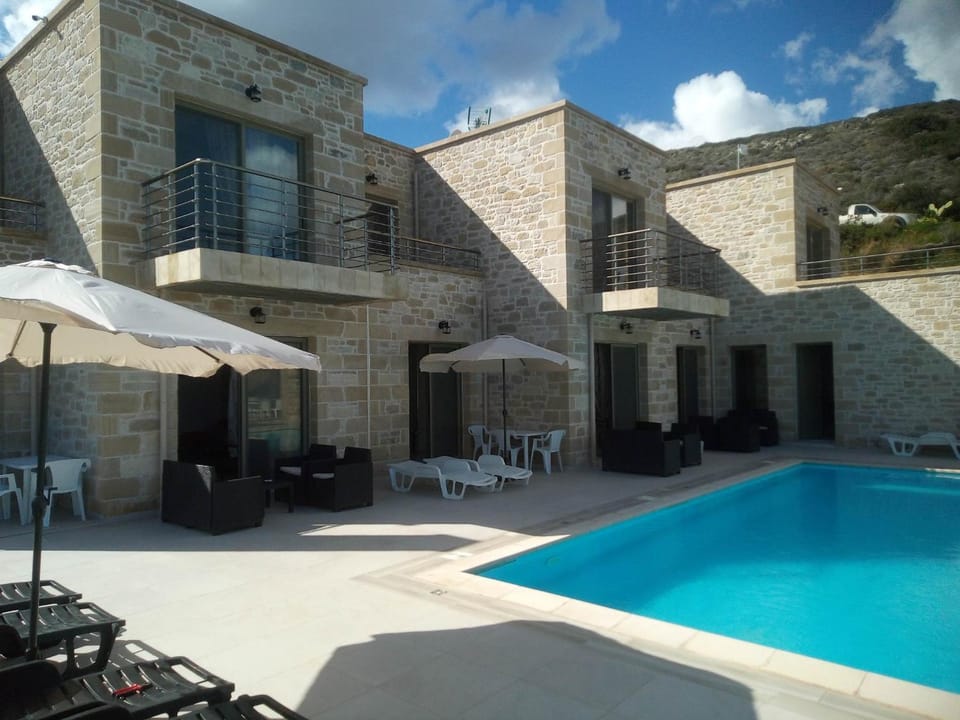 Villa Stylianos retreat Villa in Crete
