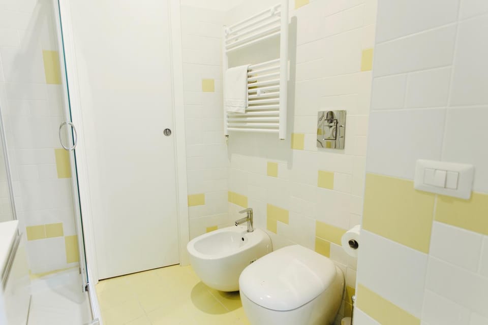 Toilet, Bathroom