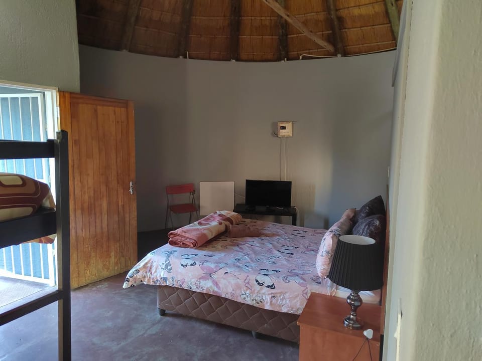 Graskop family retreat and backpackers Nature lodge in South Africa
