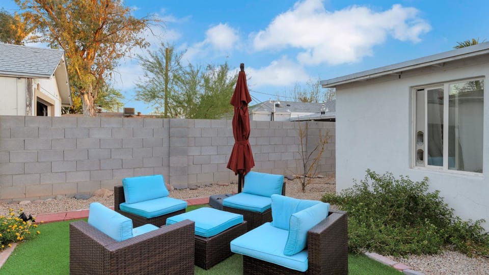 Patio, Spring, Garden, Garden view, sunbed
