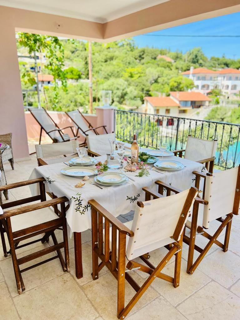 Paradise House Apart2, 5min walking distance to Fiskardo center Apartment in Fiskardo