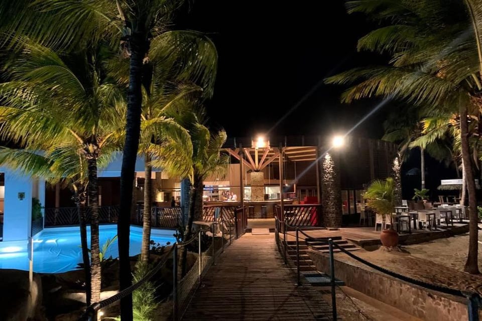 Patio, Restaurant/places to eat, Balcony/Terrace, Lounge or bar, Beach, Sea view, Swimming pool