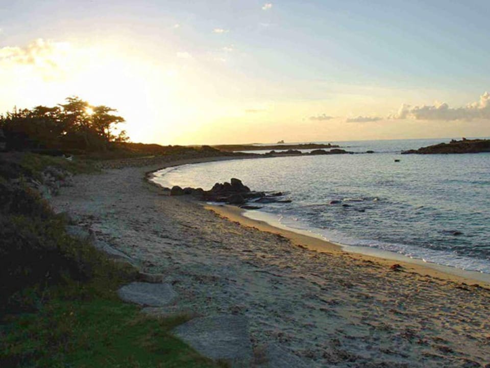 Maison 4 pers avec jardin, wifi et parking 800m de la plage - Pleumeur-Bodou - FR-1-542-39 House in Trégastel