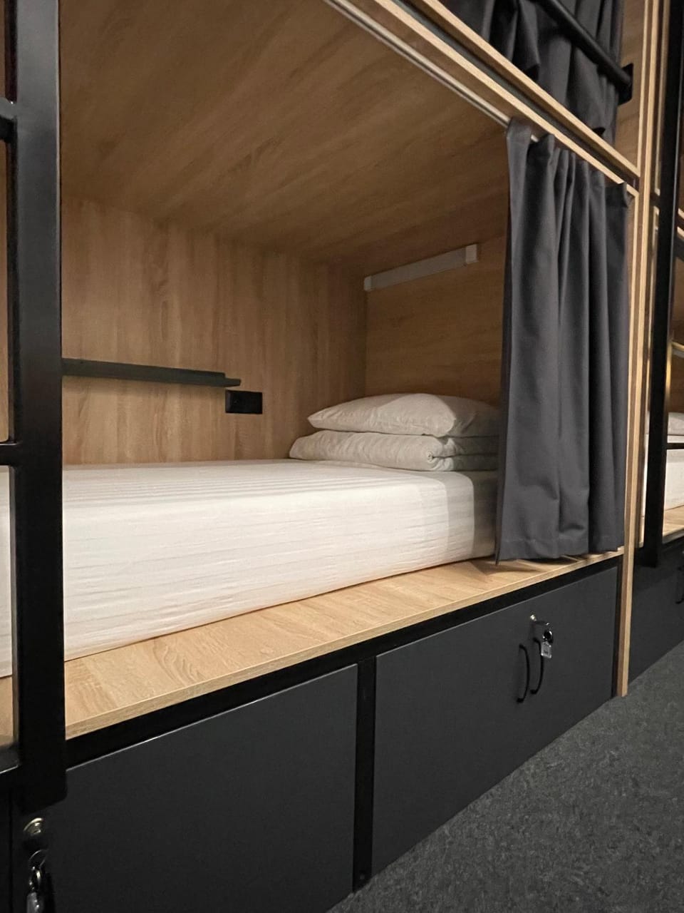 Bed, bunk bed