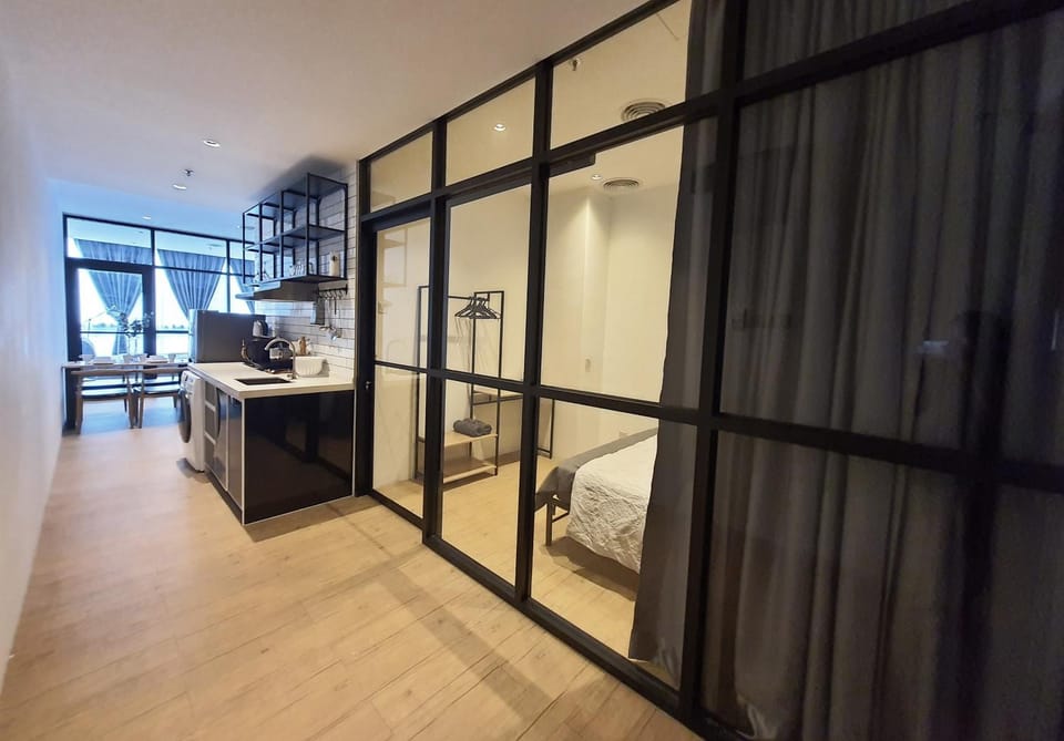 Kitchen or kitchenette, Photo of the whole room, Bedroom